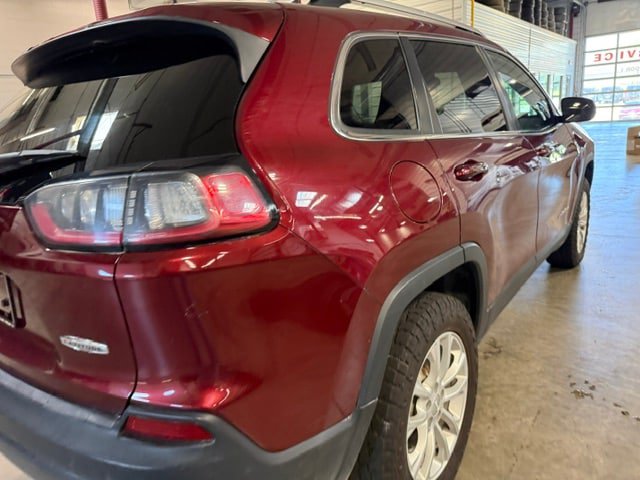 Used 2019 Jeep Cherokee Latitude w/ Popular Appearance Group AWD/4WD image 22