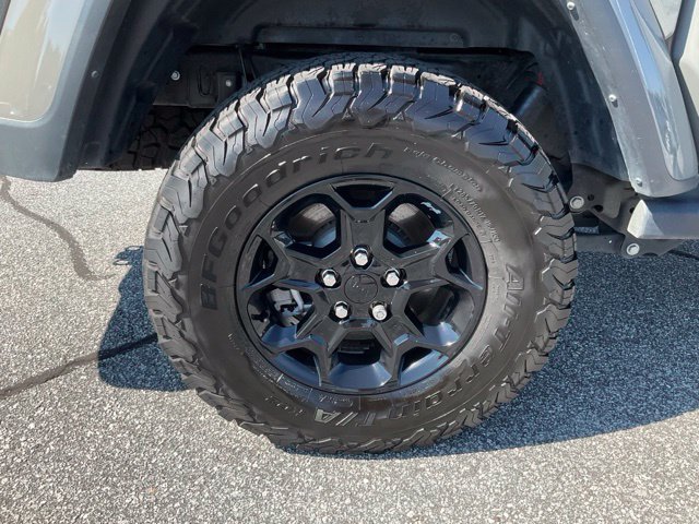 Used 2023 Jeep Gladiator Sport AWD/4WD image 22