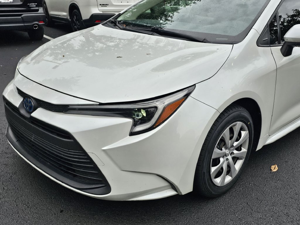 Used 2024 Toyota Corolla LE FWD image 6