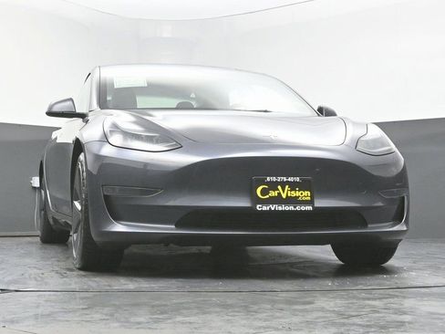 Used 2023 Tesla Model 3 Standard Range image 46