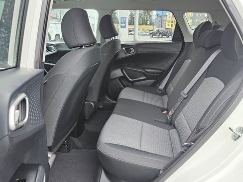 Used 2021 Kia Soul S image 16