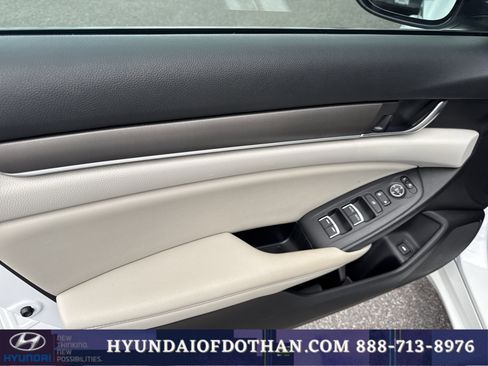 Used 2021 Honda Accord LX image 7