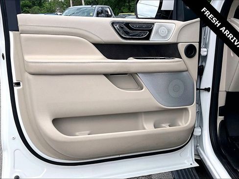 Used 2020 Lincoln Navigator Reserve w/ Equipment Group 208A Reserve AWD/4WD image 20