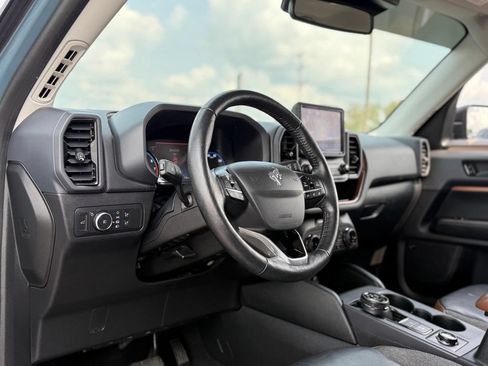 Used 2022 Ford Bronco Sport Outer Banks w/ Tech Package AWD/4WD image 10