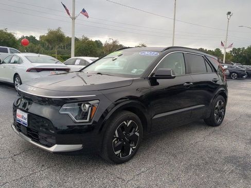 Used 2023 Kia Niro Wind w/ Wind Preserve Package image 8