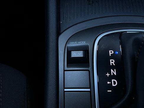 Used 2025 Hyundai Kona SEL image 24