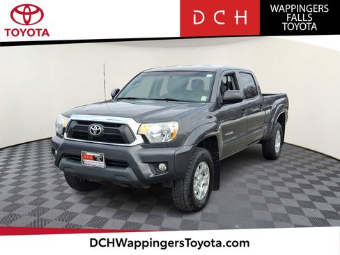 Used 2015 Toyota Tacoma 4x4 Double Cab w/ SR5 Package image 1