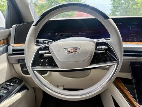 Certified 2025 Cadillac Escalade Sport Platinum AWD/4WD image 20