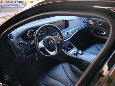 Used 2020 Mercedes-Benz S 560 Sedan image 9