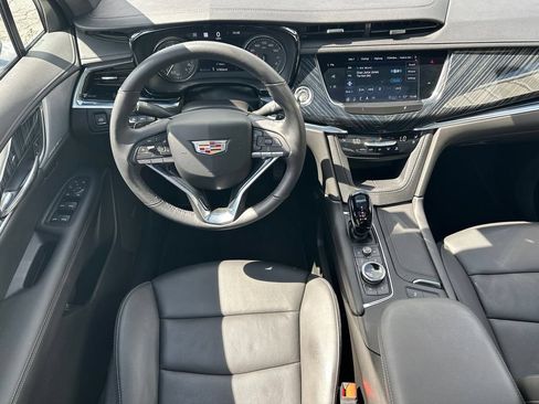 Certified 2023 Cadillac XT6 Premium Luxury w/ Technology Package AWD/4WD image 23