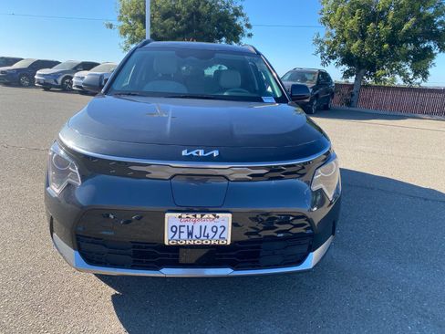 Used 2023 Kia Niro Wind FWD image 2