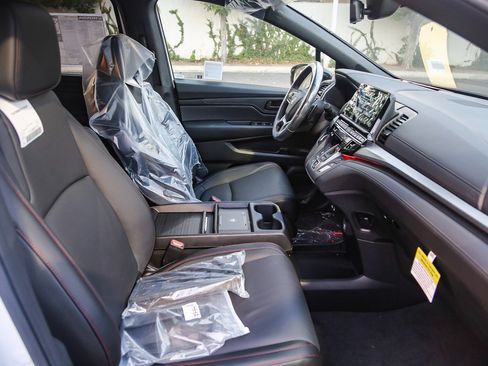 New 2026 Honda Odyssey Sport-L image 42