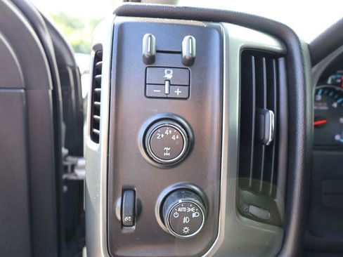 Used 2016 Chevrolet Silverado 2500 LT w/ All Star Edition AWD/4WD image 12