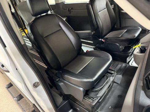 Used 2022 Ford Transit 350 XL RWD image 32