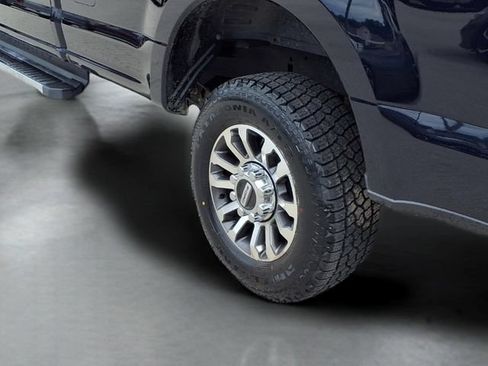 Used 2021 Ford F250 Lariat w/ Lariat Value Package AWD/4WD image 21