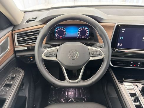 New 2026 Volkswagen Atlas SE image 23