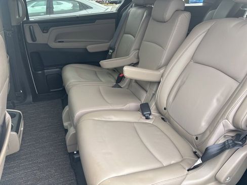 Used 2024 Honda Odyssey EX-L image 13
