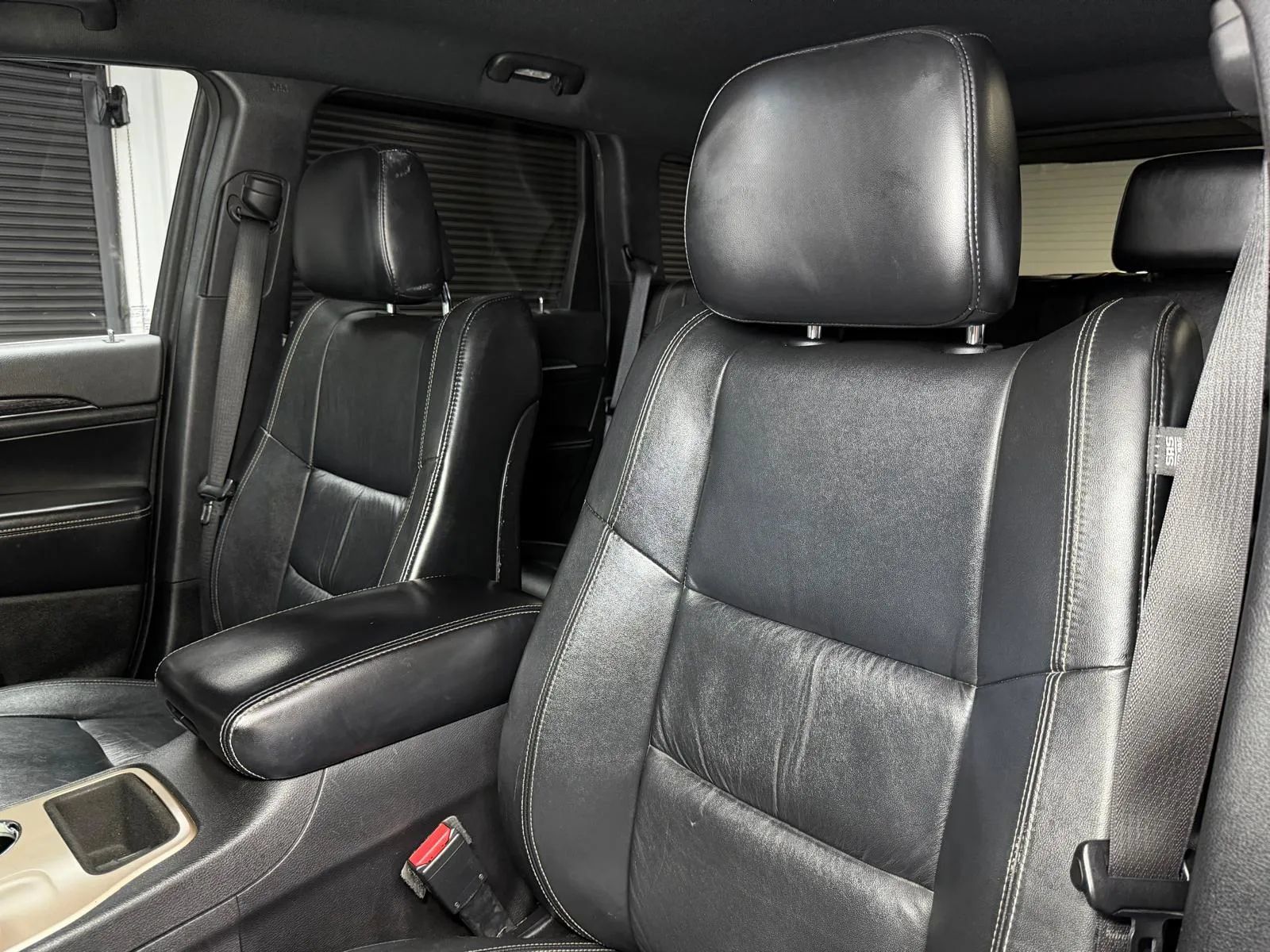 Used 2014 Jeep Grand Cherokee Limited RWD image 29