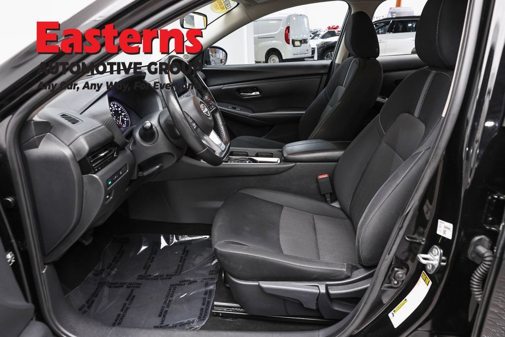 Used 2024 Nissan Sentra SV w/ All-Weather Package FWD image 14