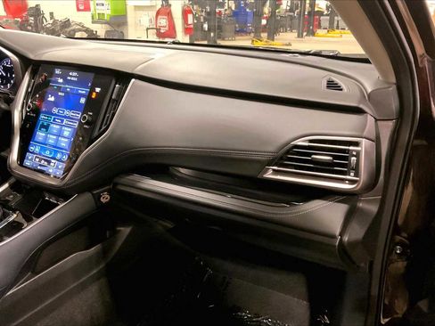 Certified 2023 Subaru Outback Limited image 19