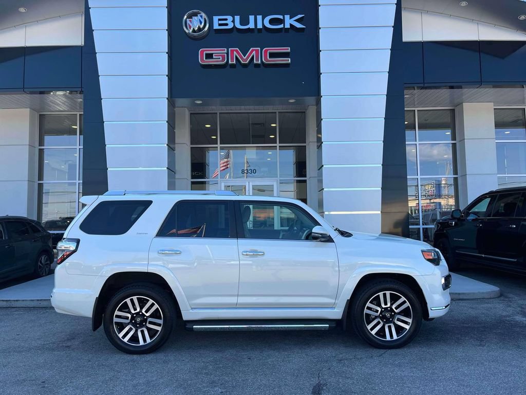 Used 2023 Toyota 4Runner Limited AWD/4WD image 2