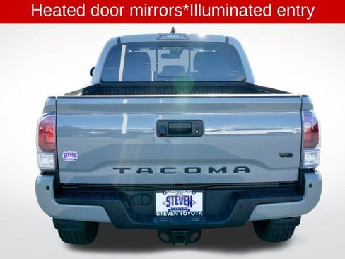 Used 2022 Toyota Tacoma TRD Sport image 10