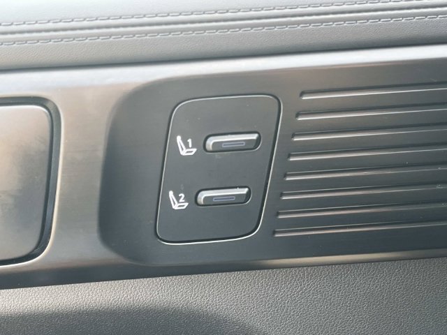 Certified 2025 Hyundai Santa Fe Calligraphy FWD image 36