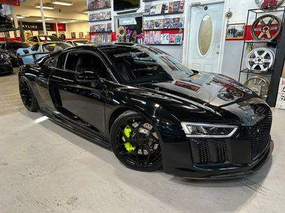 Used 2017 Audi R8 V10 w/ Carbon Exterior Package