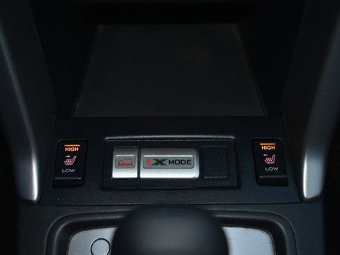 Used 2018 Subaru Forester 2.5i Premium w/ All-Weather Package image 28