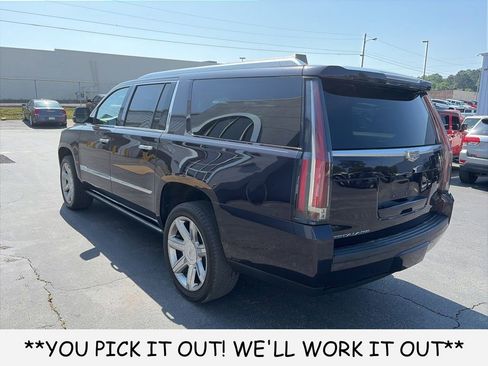 Used 2018 Cadillac Escalade ESV Premium Luxury AWD/4WD image 4