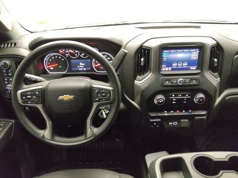 Used 2021 Chevrolet Silverado 1500 W/T w/ WT Value Package AWD/4WD image 22