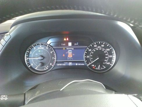 Certified 2024 Nissan Armada Platinum w/ Captain's Chairs Package image 9