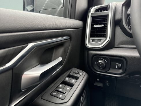 Used 2025 RAM 1500 Big Horn AWD/4WD image 12