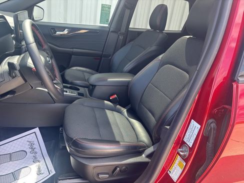 Used 2023 Ford Escape ST-Line w/ Tech Pack #1 image 10