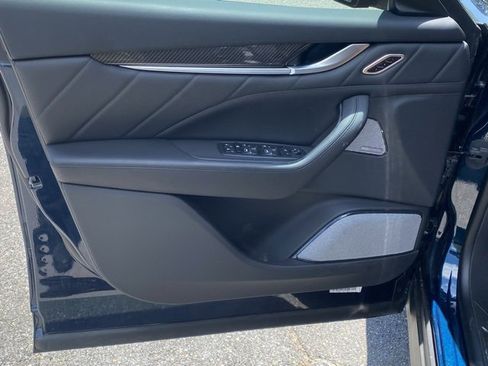 New 2024 Maserati Levante Trofeo image 16