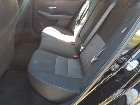 Used 2023 Nissan Sentra SR FWD image 10