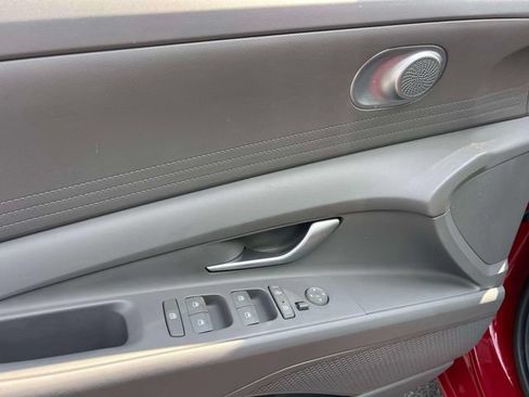 Certified 2023 Hyundai Elantra SEL FWD image 16