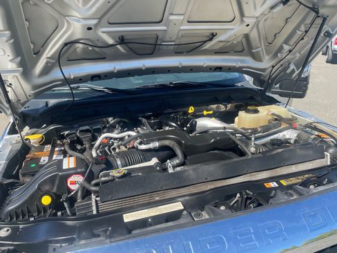 Used 2016 Ford F250 Lariat w/ Lariat Ultimate Package image 16