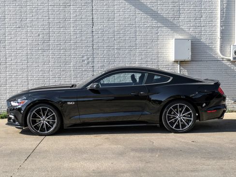 Used 2017 Ford Mustang GT w/ Interior & Wheel Package RWD image 10