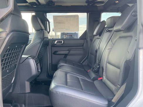 New 2026 Ford Bronco Badlands image 14