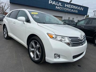 Used 2011 Toyota Venza 4dr Wgn V6 AWD (Natl)