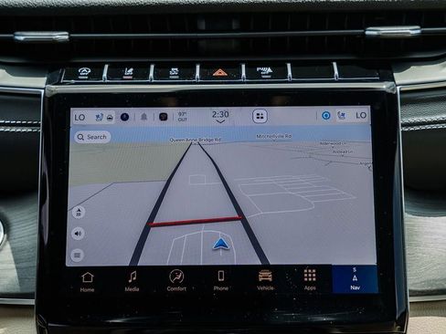 New 2025 Jeep Grand Cherokee L Limited w/ Luxury Tech Group II image 23