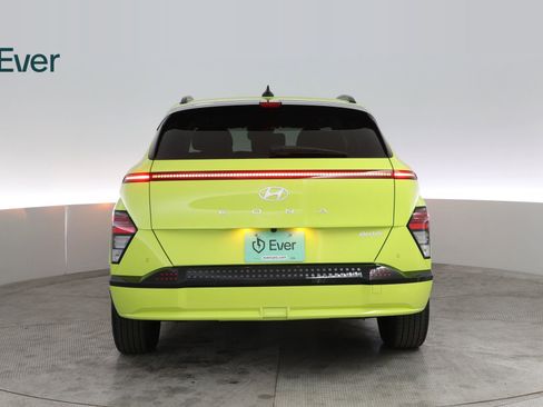 Used 2024 Hyundai Kona Limited image 15