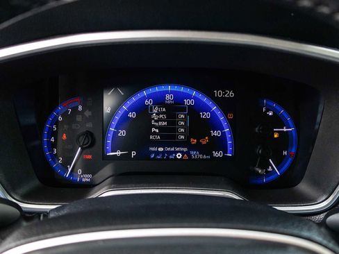 Certified 2022 Toyota Corolla Cross XLE image 38