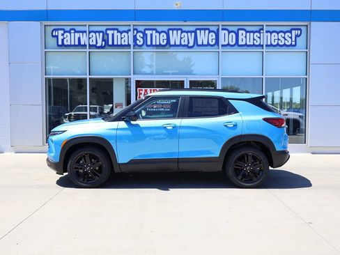 New 2026 Chevrolet TrailBlazer LT w/ Convenience Package AWD/4WD image 7