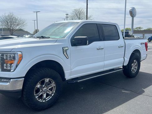 Used 2021 Ford F150 XLT w/ Equipment Group 302A High AWD/4WD image 13