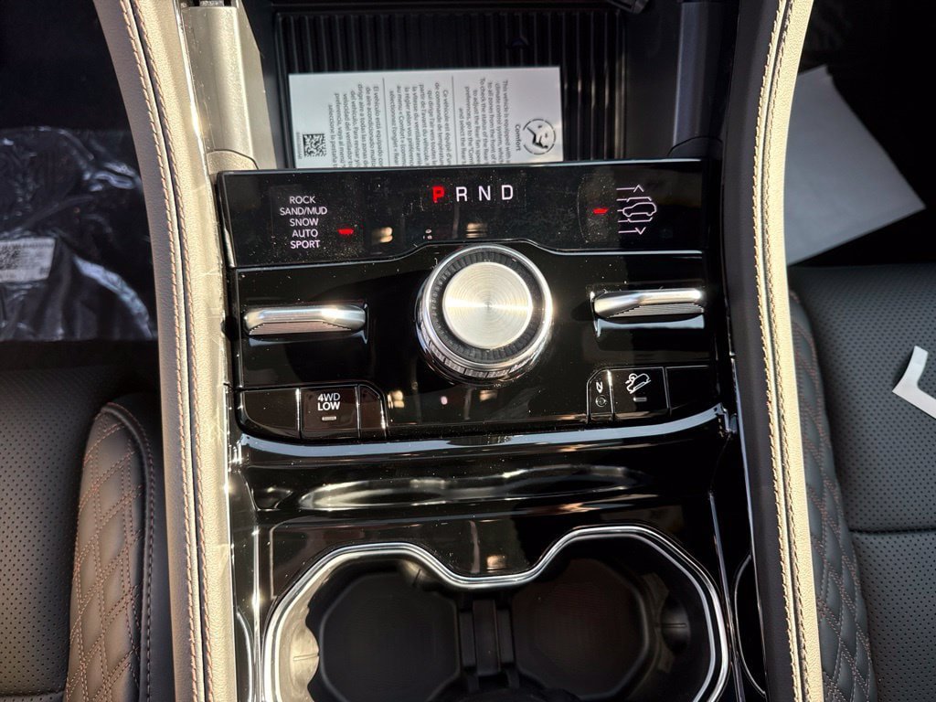 New 2027 Jeep Grand Cherokee Summit AWD/4WD image 14