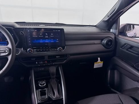 New 2026 Chevrolet Colorado Trail Boss AWD/4WD image 25