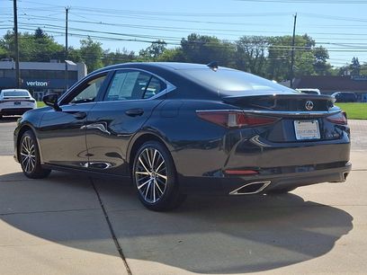 Certified 2024 Lexus ES 350 w/ Premium Package