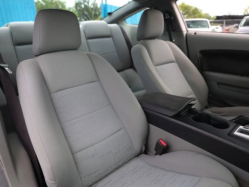 Used 2007 Ford Mustang Coupe RWD image 23
